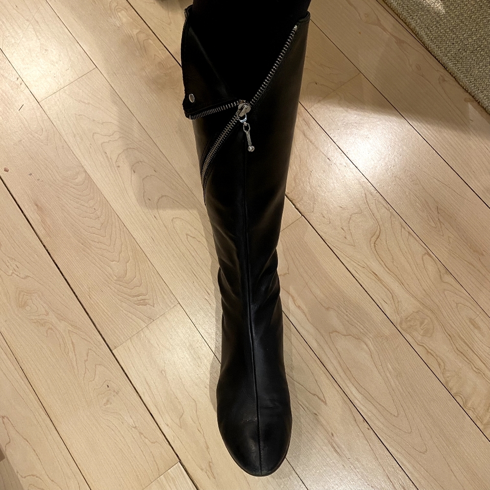 Belle by Sigerson Morrison Zipper Knee High boots size 6.5